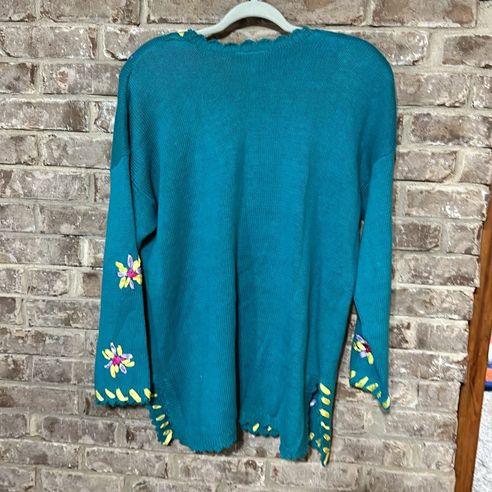 Vintage Sweater!! - Picture 2 of 6